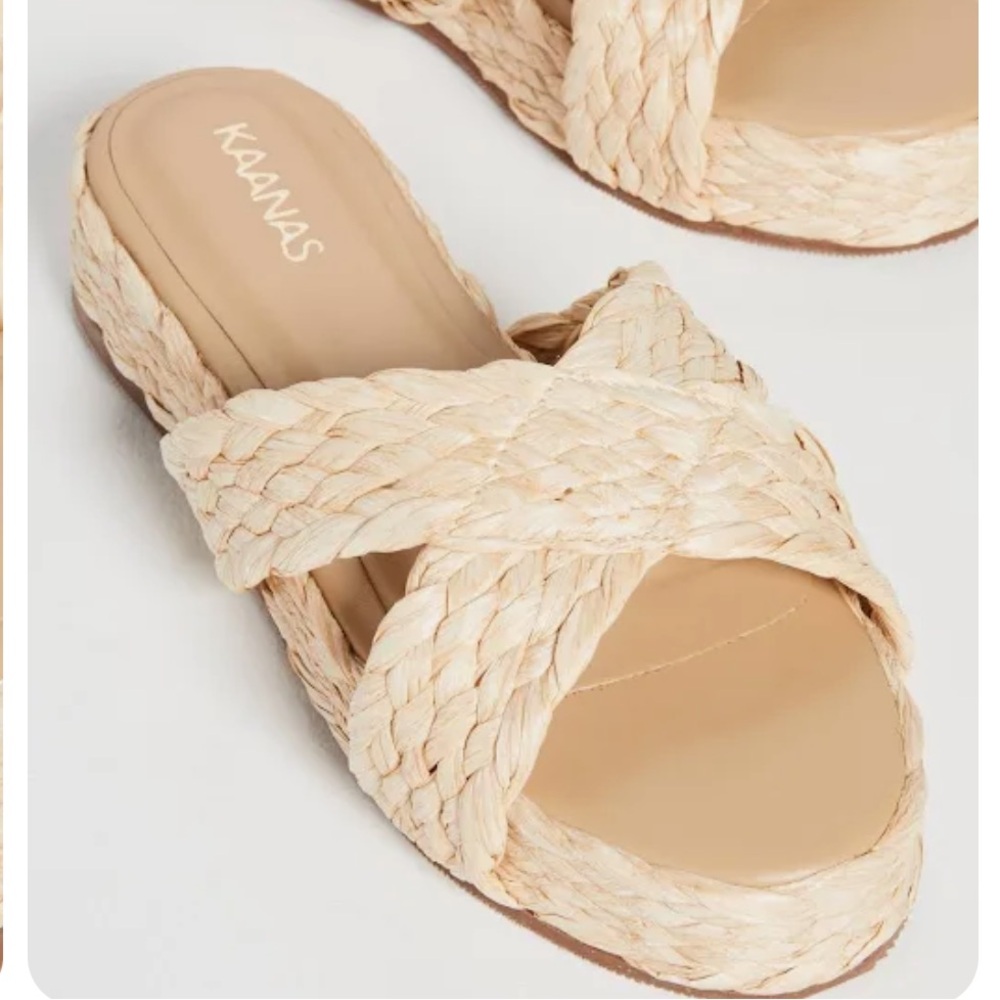 Kaanas Inagua Sandal in Natural Raffia and Leather
